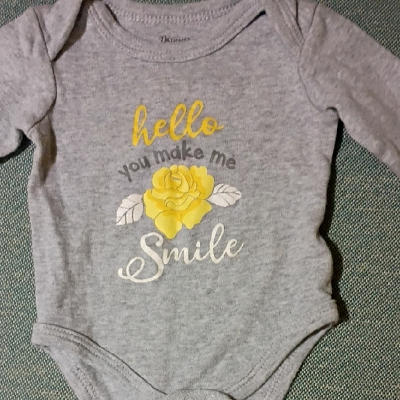 Baby Girls Mixed Short-Sleeve Onesie Bundle - Pink, Gray, Floral - Picture 9 of 10